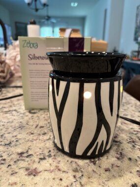Scentsy Zebra Wax Warmer - RETIRED